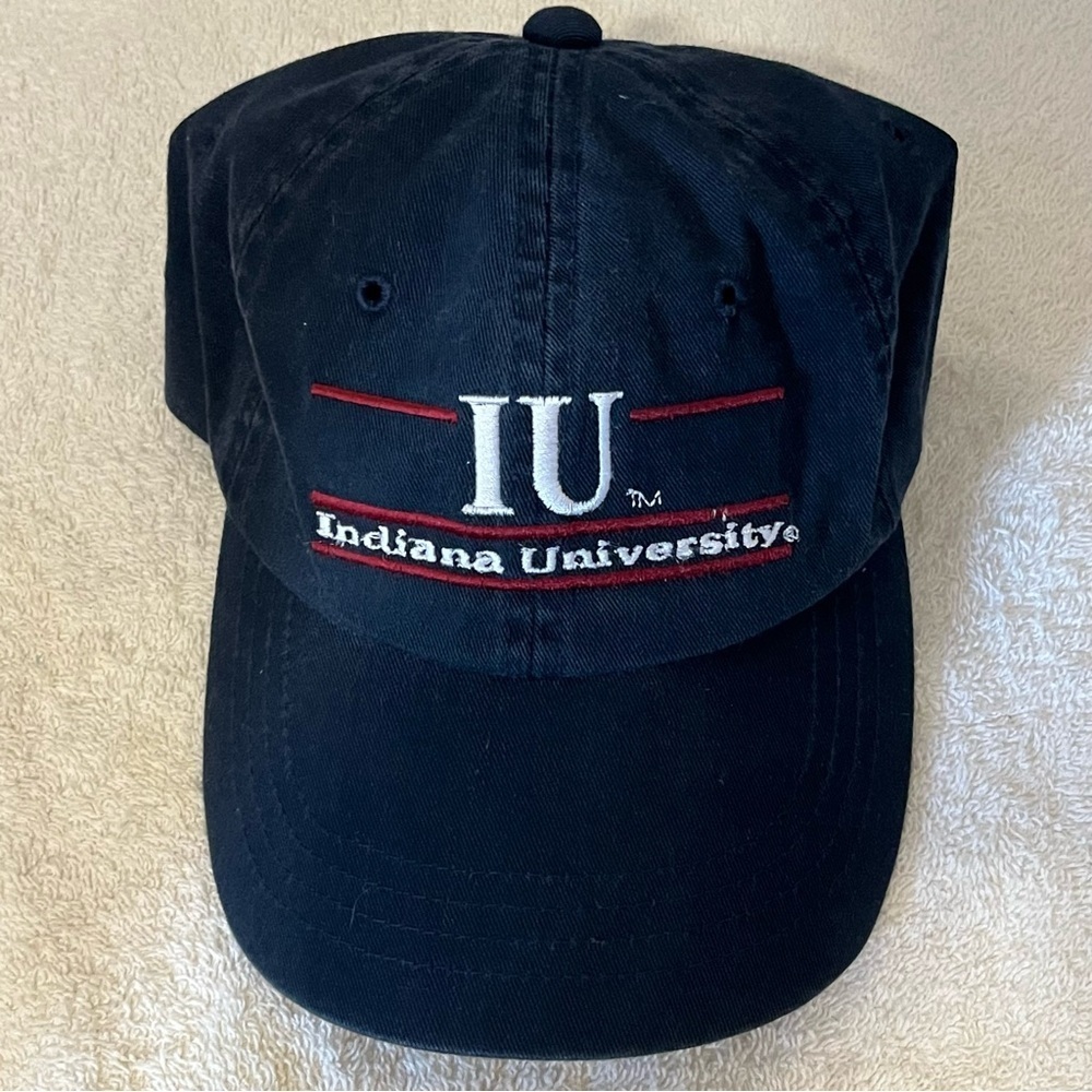 Indiana University Fitted Size 7-1/8 Navy Blue Cotton Ball Cap by The Game - Picture 2 of 15
